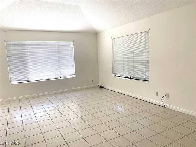 Photo - 1822 Avacado Ct