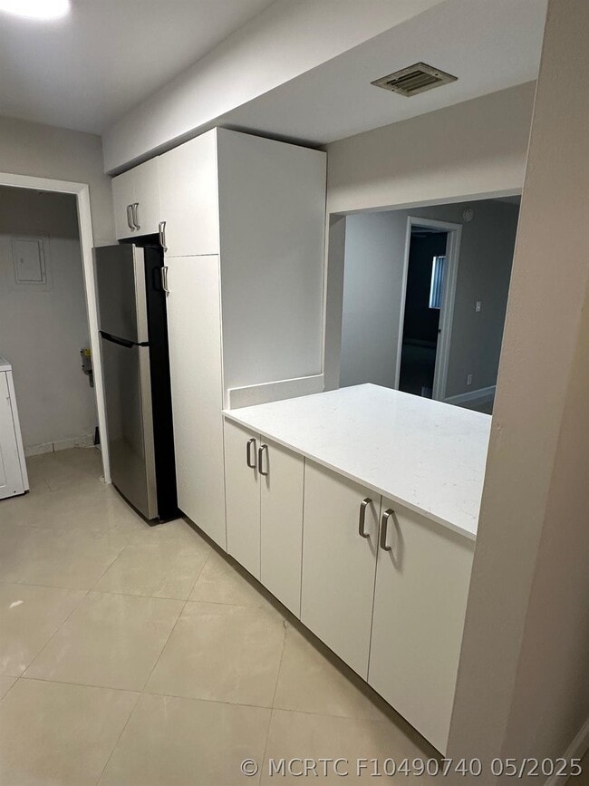 Photo - 210 Lakeview Dr Unit 206