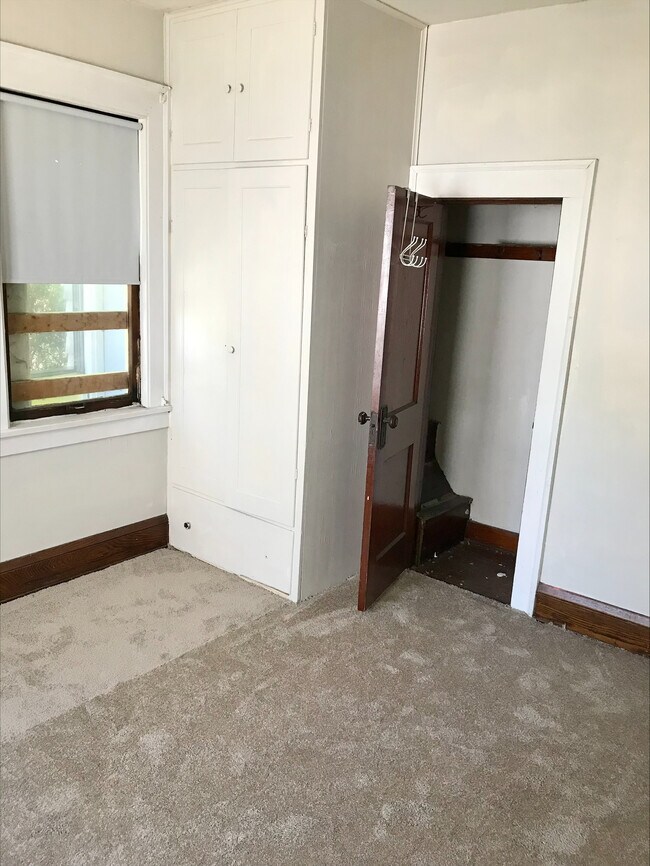 Photo - 463 Noah Ave