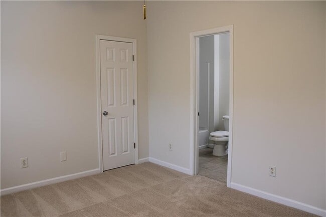 Photo - 2059 Liberty Ct NW