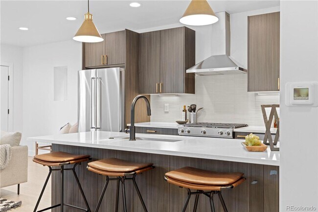 Photo - 1256 Newton St Unit 1-1256