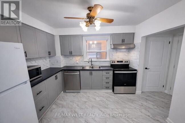 Photo - 106 Kirknewton Rd Unité 2