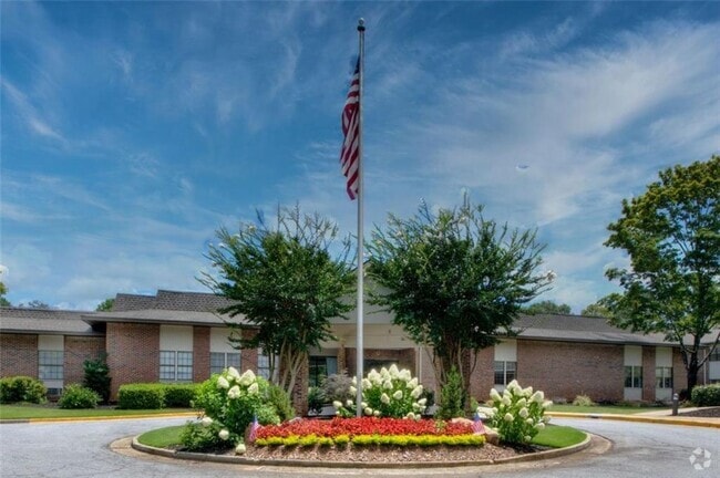 Building Photo - 425 Mount Vernon Hwy NE Unit B112 Rental