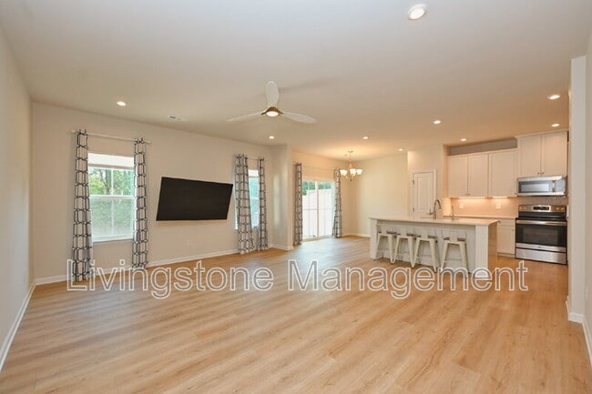 1472 Carderock Springs Dr