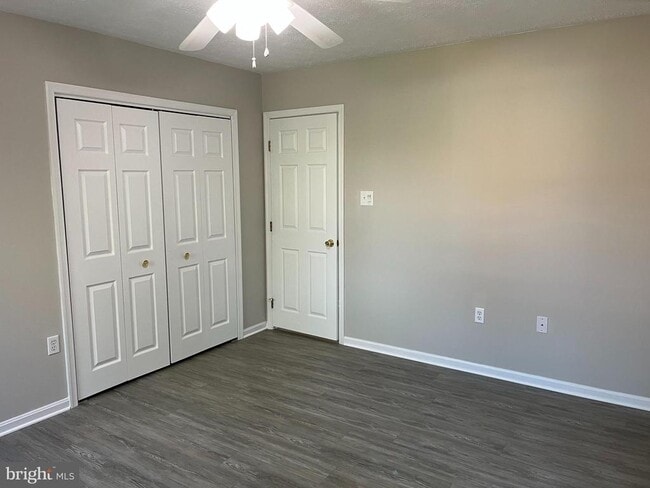 Photo - 162 S Marshall St