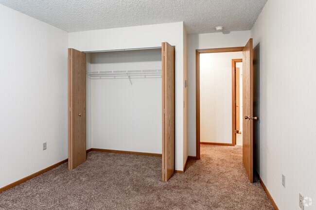 2BR, 1BA