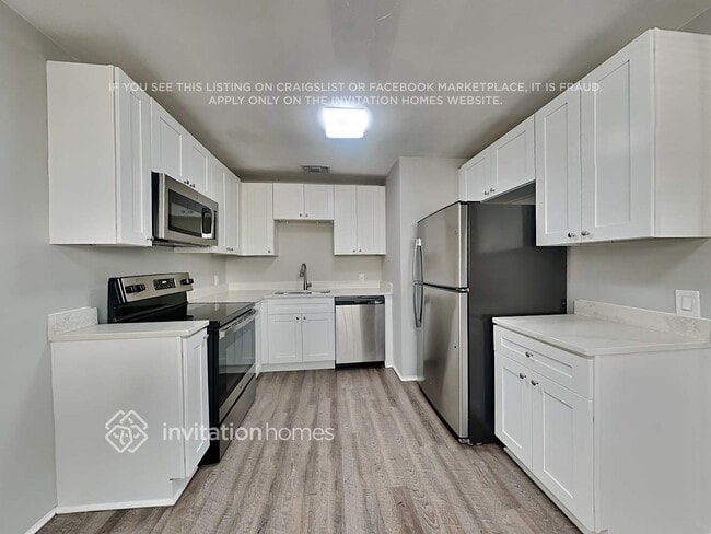 Photo - 2334 Auburn St S