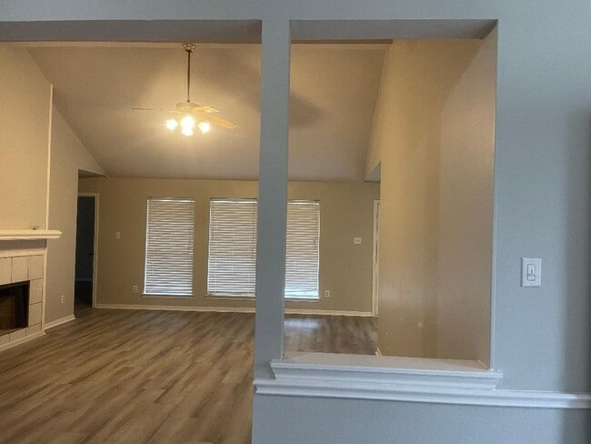 Photo - 16302 Cobble Springs Ct