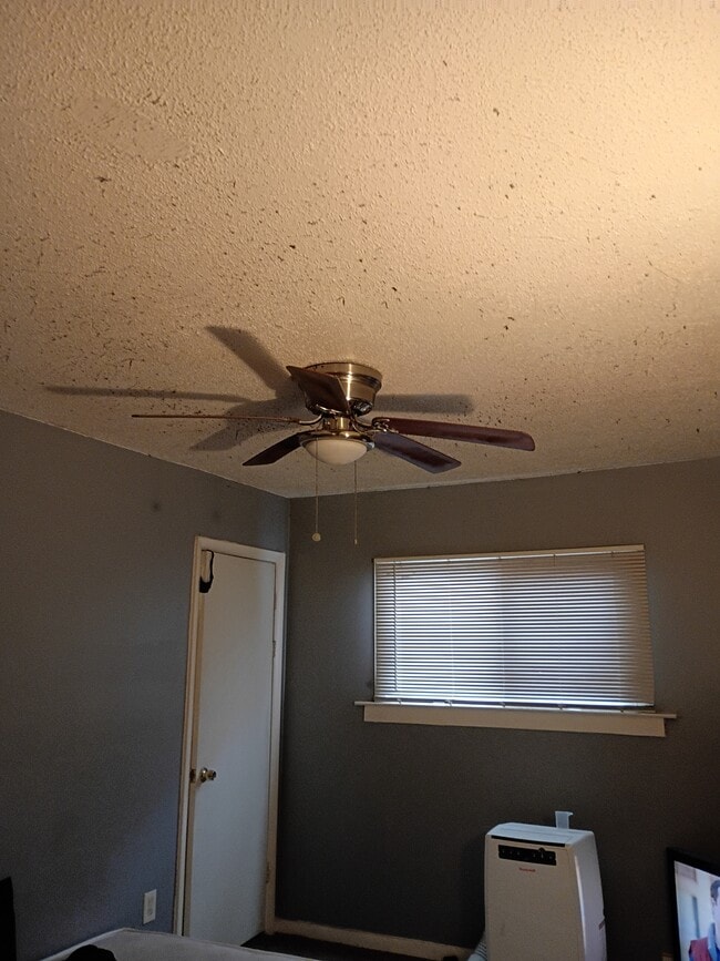 Building Photo - 12628 Whitcomb