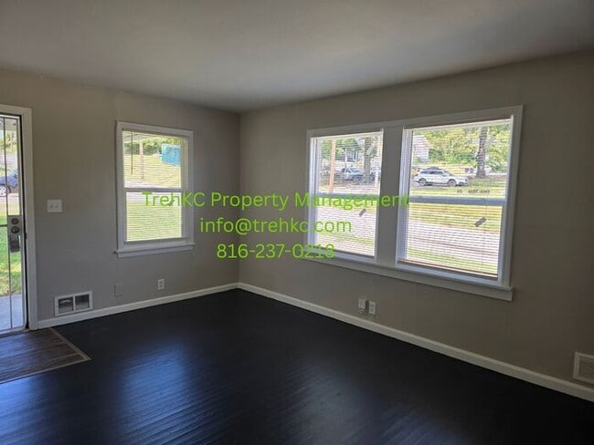 Photo - Freshly Updated 3-Bedroom Home in Blue Hills!