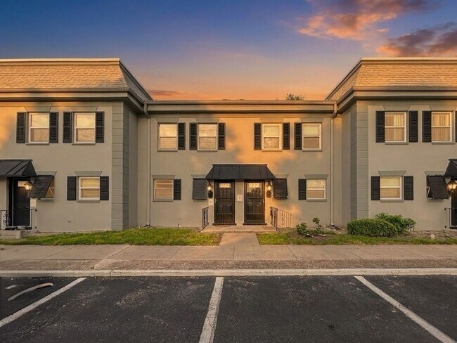 Photo - Modern & Bright Living in South Pasadena – Your Coastal Retreat!