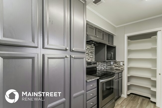 Photo - 4833 Hawley Rd