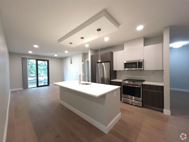 Building Photo - 10 Central St Unit 107 Rental