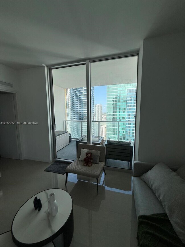 Photo - 300 S Biscayne Blvd Unit T-3301
