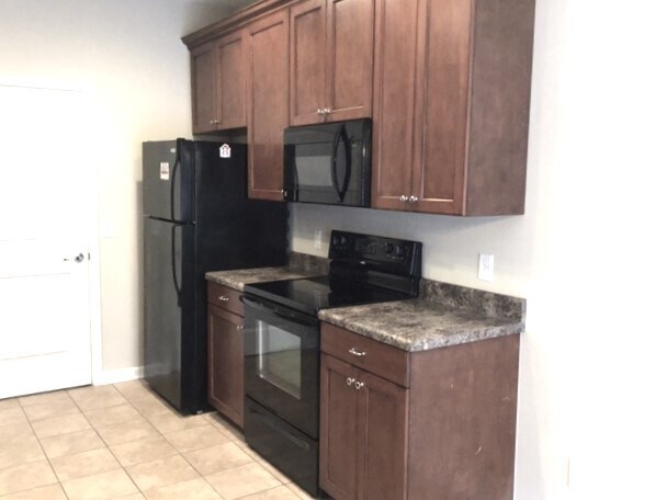 Photo - 7 Millwood Lake Dr