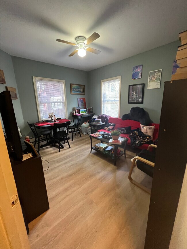 Photo - 6 Wise St Unit 1