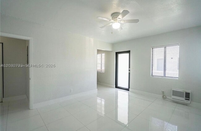 Building Photo - 7935 Crespi Blvd Unit 2