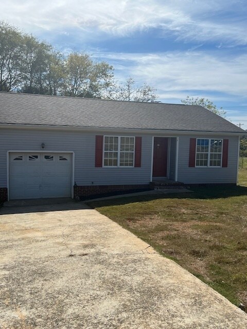 Photo - 131 Brooke Ln NE