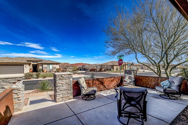 Photo - "Charming 3-Bedroom Retreat with 2 Baths and 2150 Sq. Ft. of Comfort in Santa Clara!"