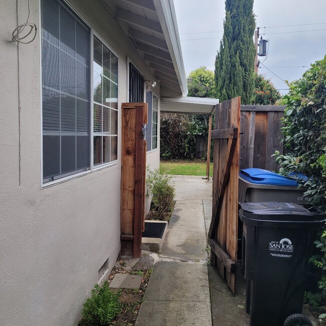 Photo - 1410 Darryl Dr