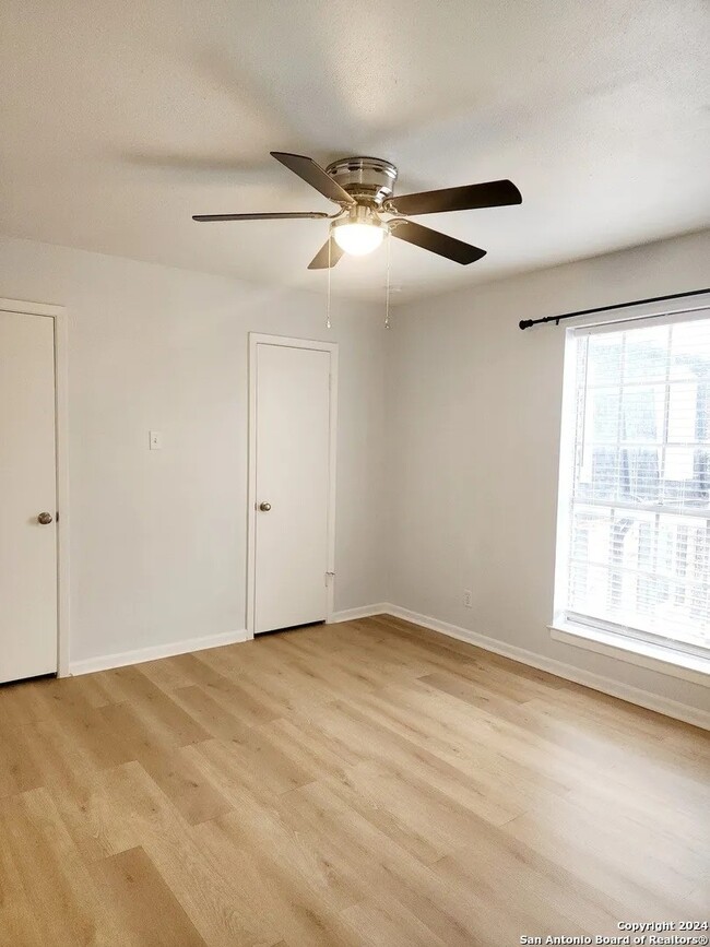 Photo - 8401 N New Braunfels Ave Unit 218