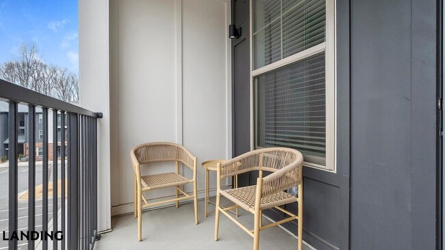 Photo - 11122 Hambright Jct Dr Unidad F305