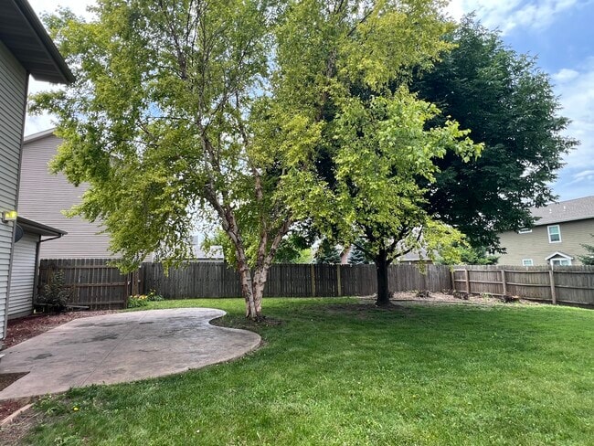 Photo - 480 SE Waco Pl