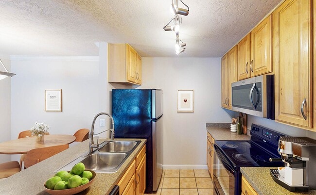 Altamira Place Apartment Homes