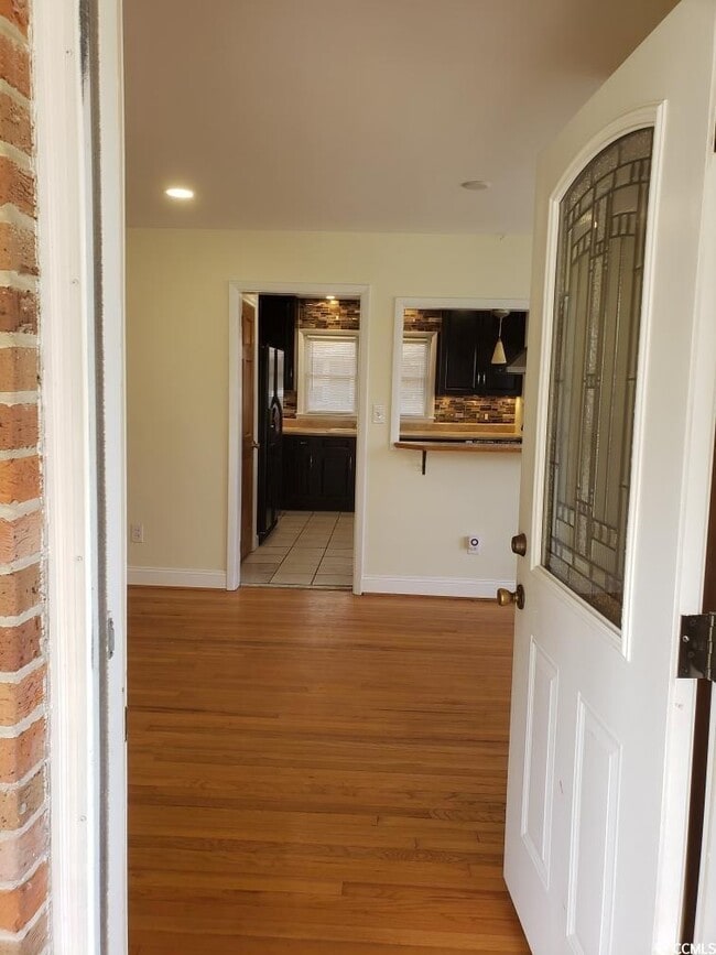 Photo - 507 31st Ave N