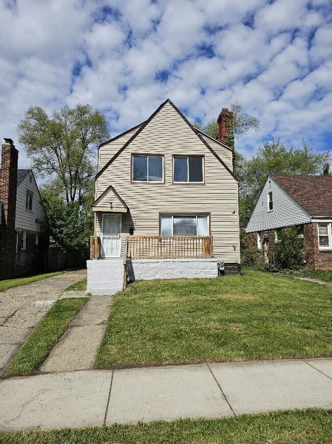 Building Photo - 16583 Archdale St