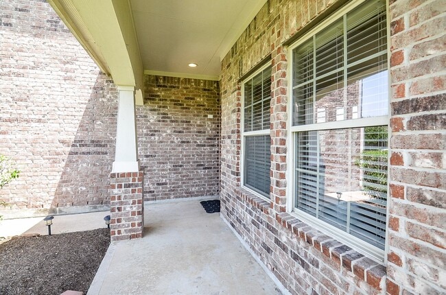 Photo - 6419 Bennington Springs Dr