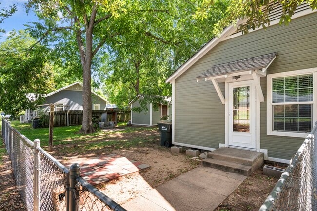 Photo - 1036 Jackson St