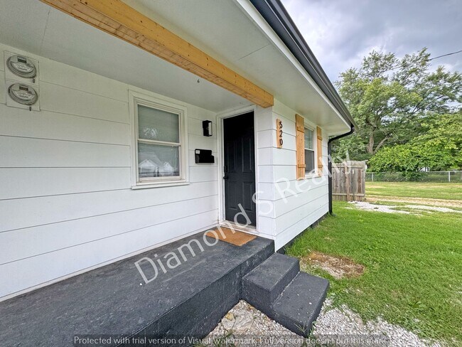 Photo - Park Duplex, Spfd Unit 520