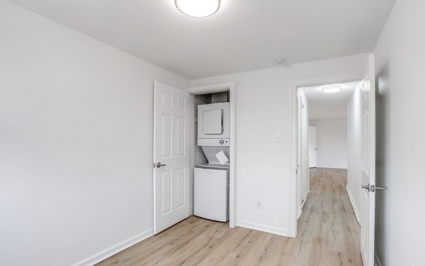 Bedroom-Renovated (2BR,1BA 825 SF)