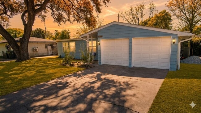 Photo - 115 Marlin Ave