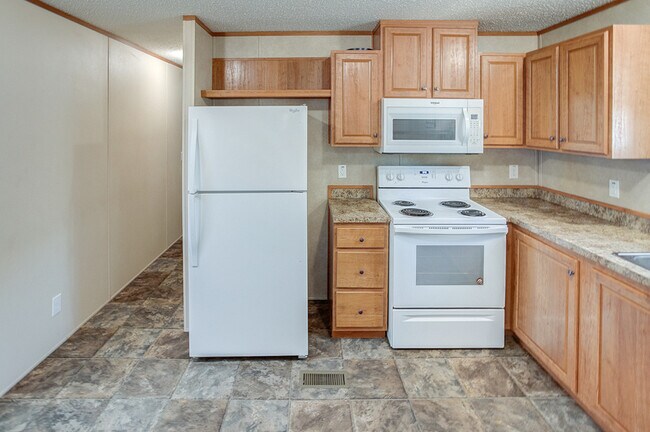 Photo - 23 Coachlight Trailer Park