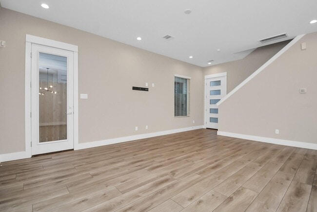 Photo - 1235 W Tidwell Rd
