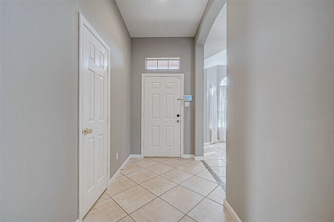 Photo - 6807 Catarina Cir