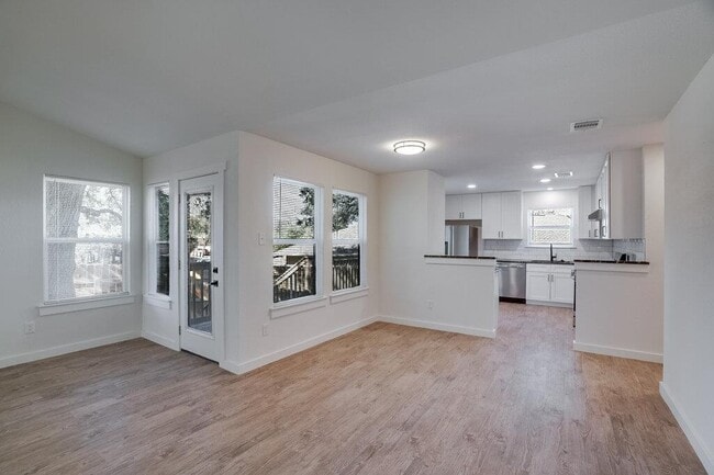 Photo - 12910 Covington Trail