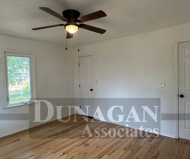 Photo - COMING SOON !!2 Bed/1 Bath Home.