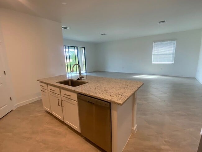 Photo - 4 bedroom 3 bathroom home in Timber Creek