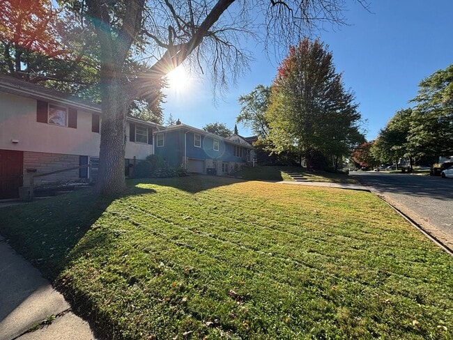 Photo - Beautiful 4 Bedroom 2 Bath Home in South S...