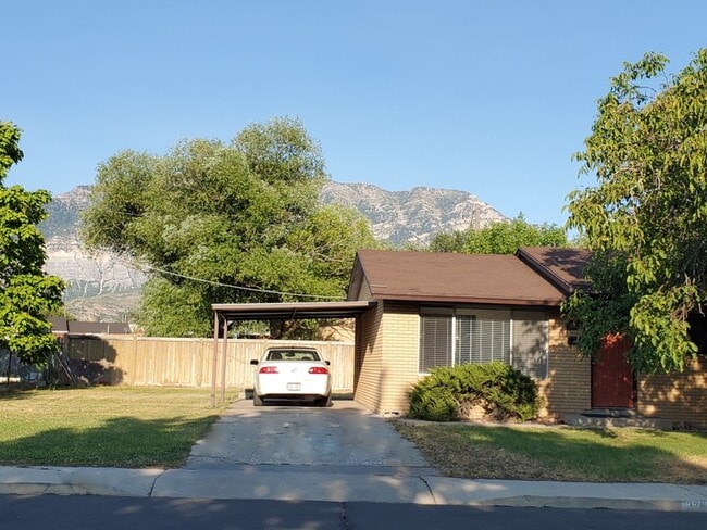 Building Photo - 326 N 300 W