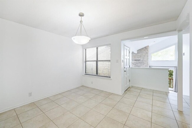 Photo - 4407 Jessamine Hollow