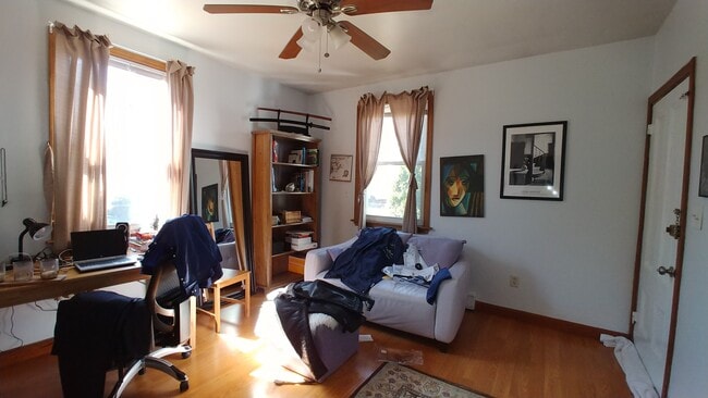 Photo - 108 Cross St