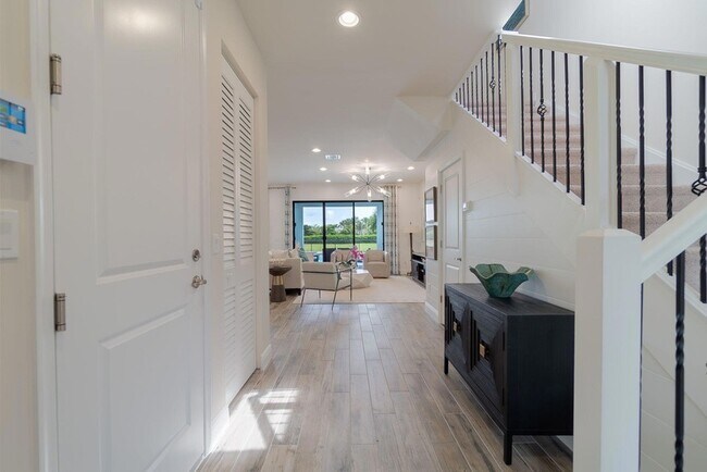 Photo - 4985 Coquina Pl