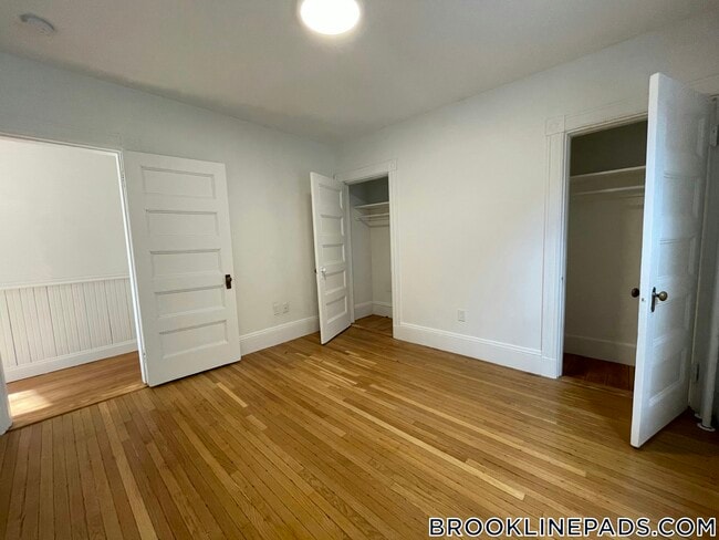 Building Photo - 79 Brook St