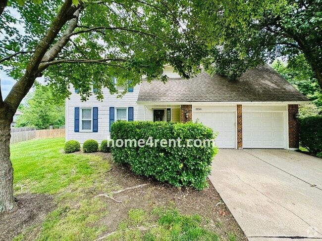 Building Photo - Blue Valley Schools w/ Hardwood Floors and... Rental