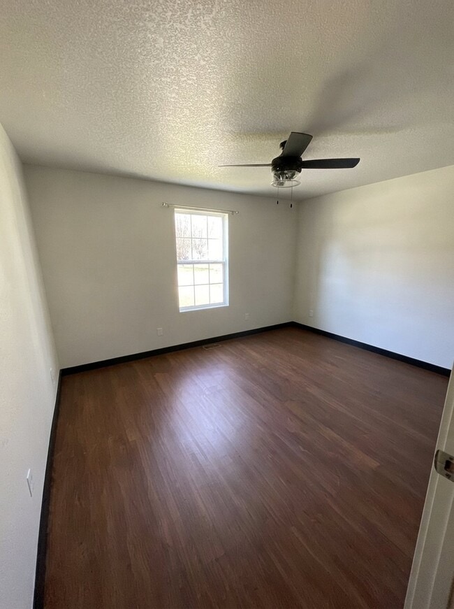 1421 45th St Unit 0