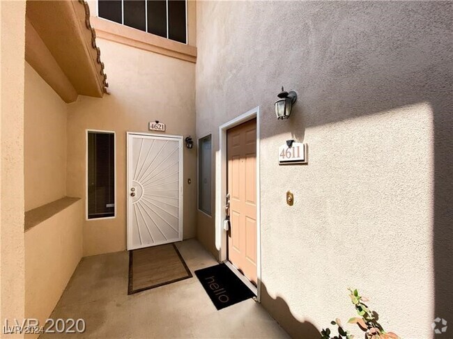 Building Photo - 2050 W Warm Springs Rd Unit 4611 Rental